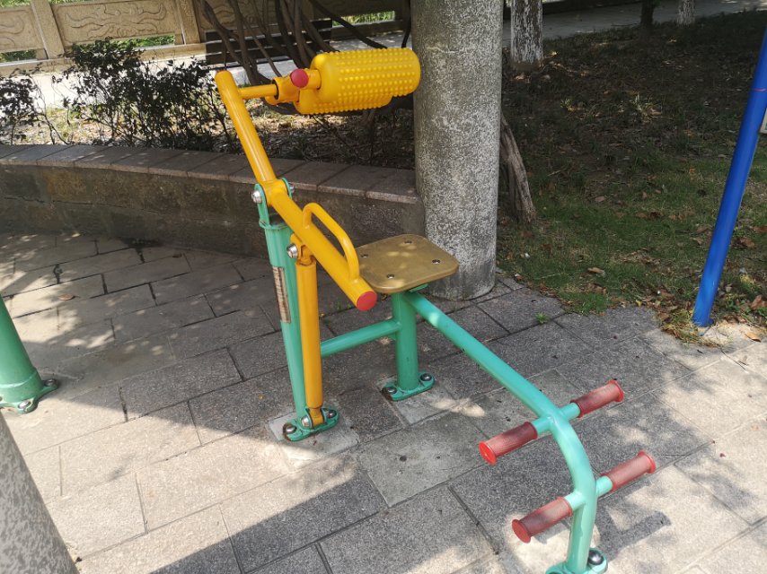 腹背鍛煉器