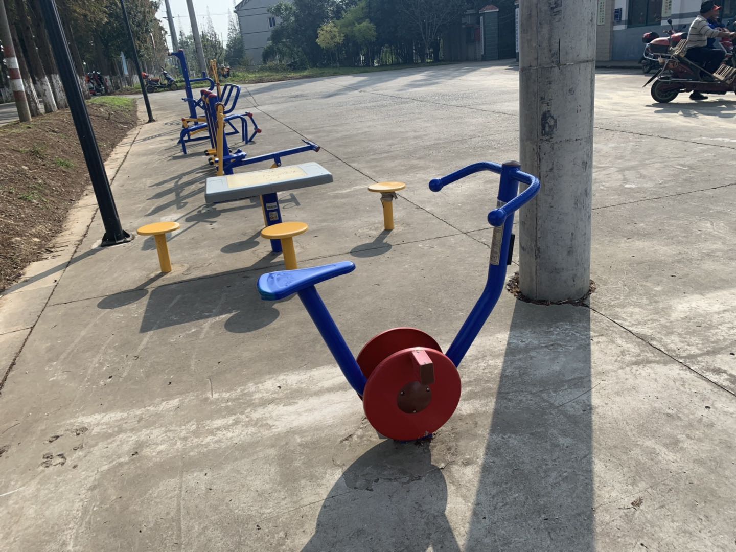 直立健身車(chē)