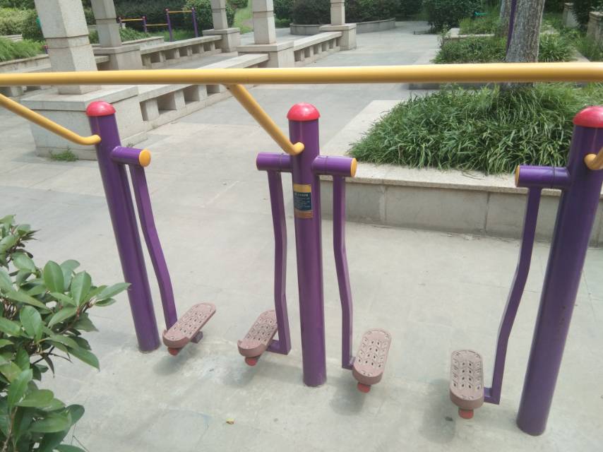 太空漫步器