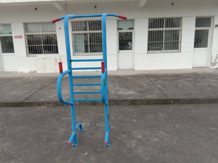 多功能訓(xùn)練器