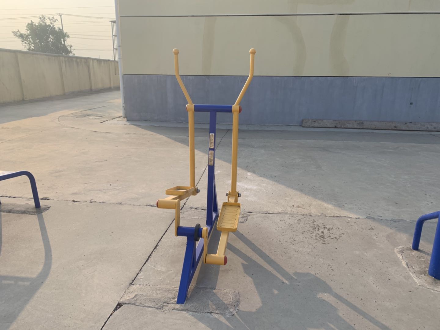 室外橢圓機