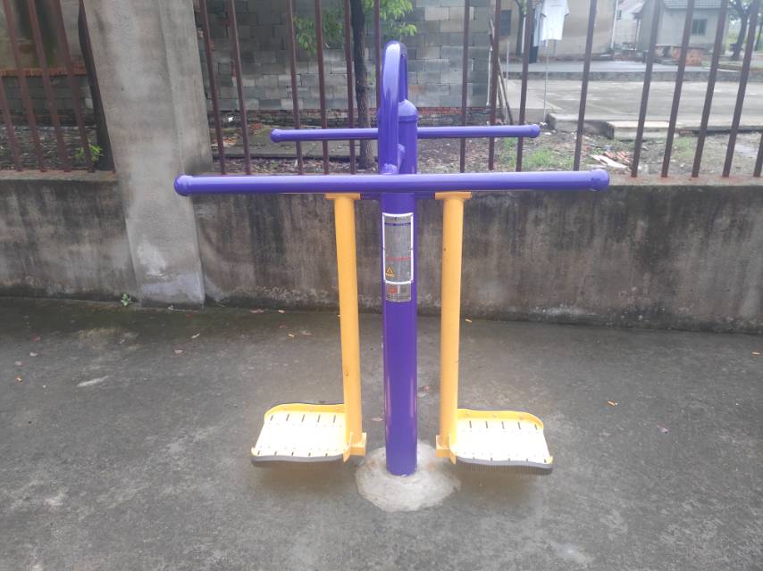 鐘擺器