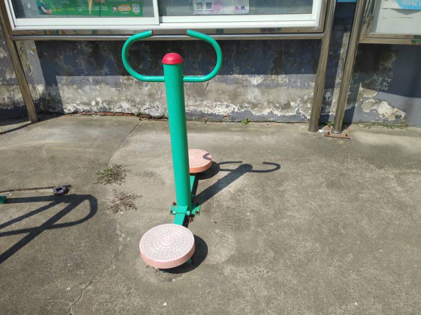 扭腰器