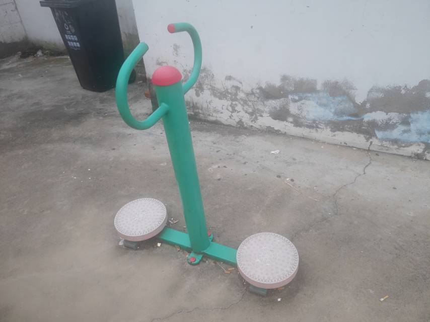 扭腰器