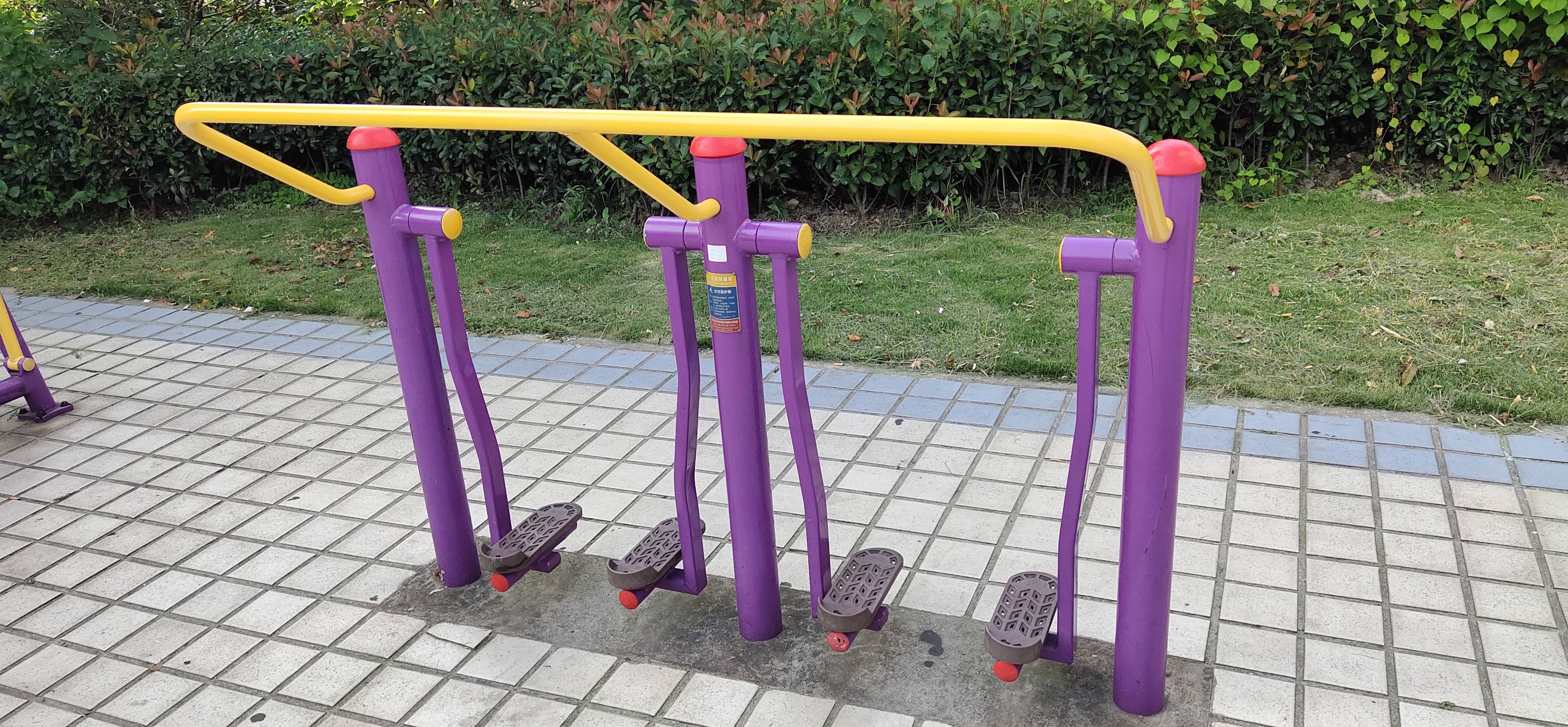 太空漫步器