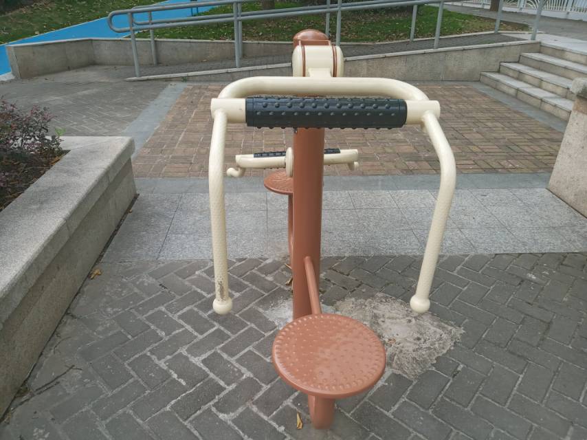 頸腰按摩器