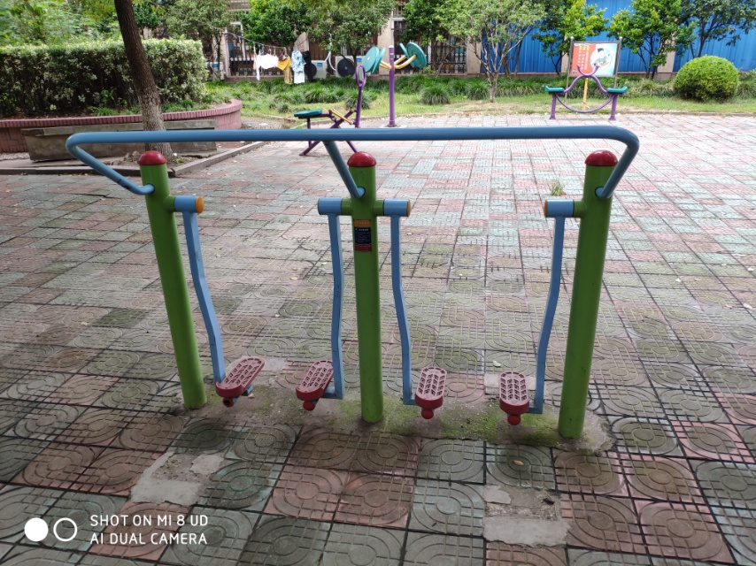太空漫步器