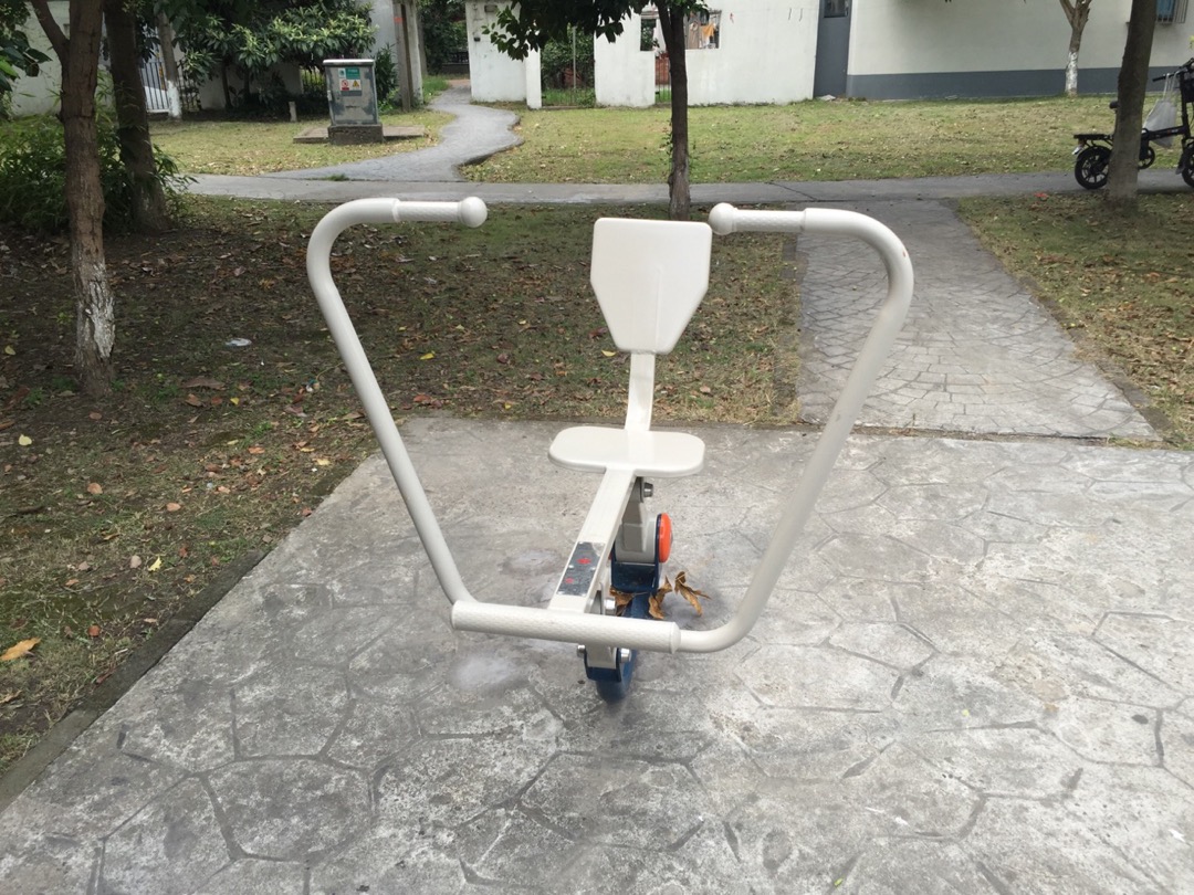 劃船器