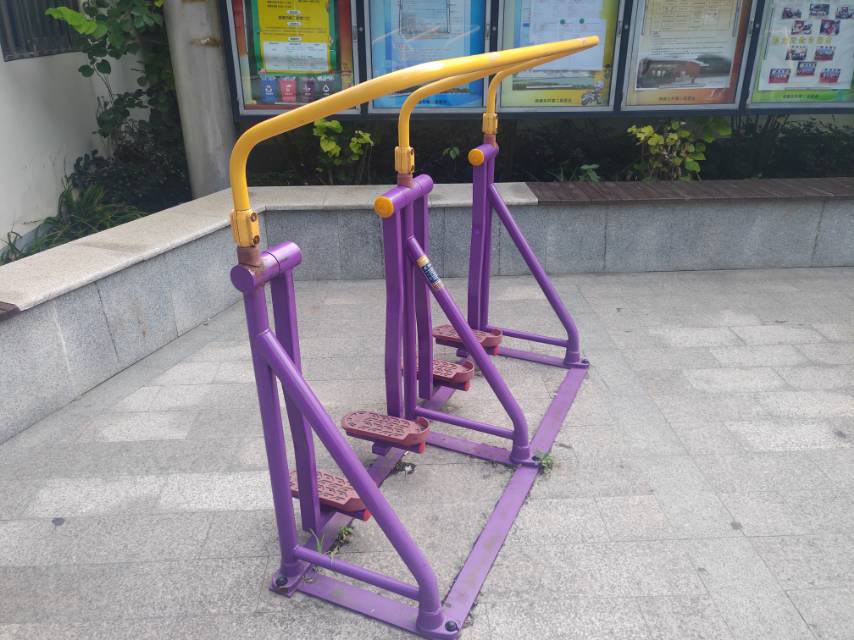 太空漫步器