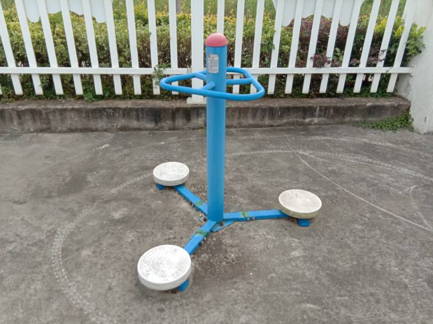扭腰器