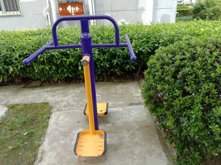 鐘擺器