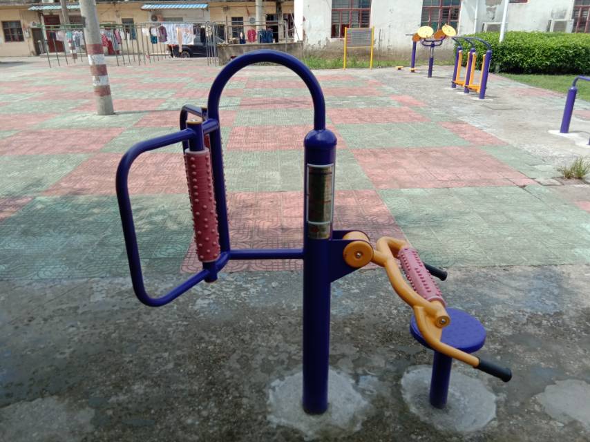 腰背按摩器
