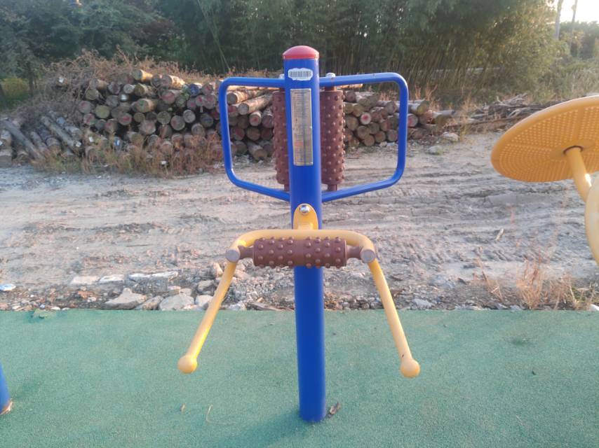 腰背按摩器