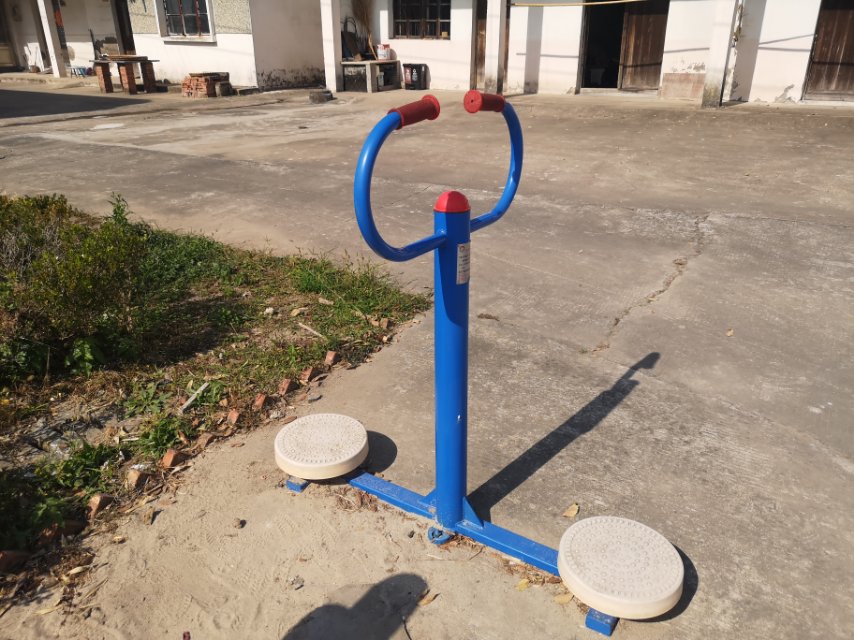 扭腰器