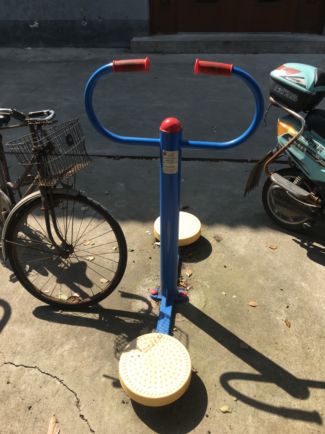 扭腰器