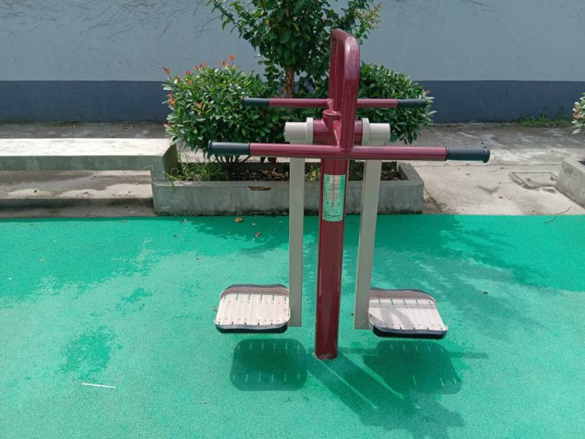 鐘擺器