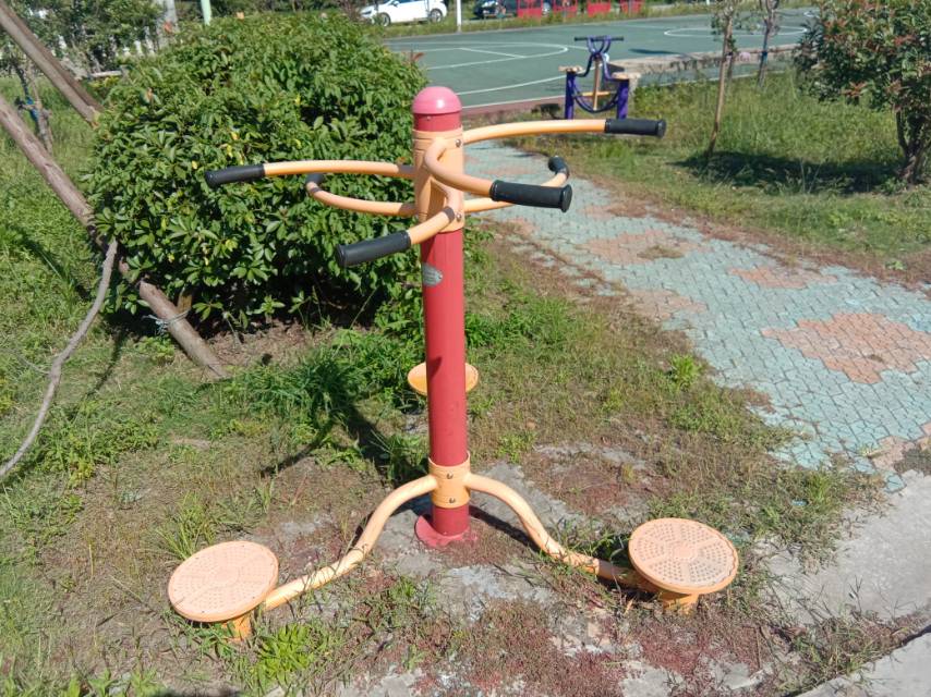 扭腰器