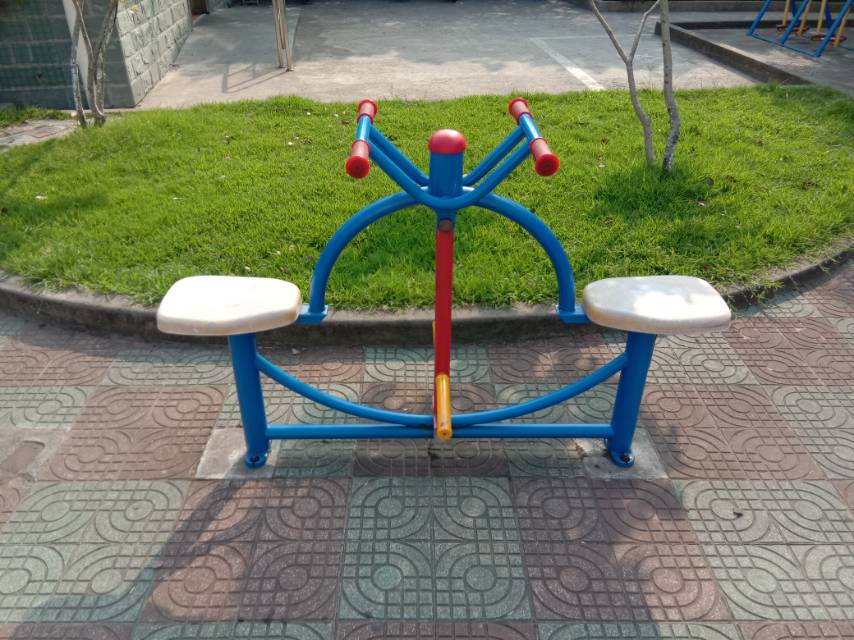 下肢康復器