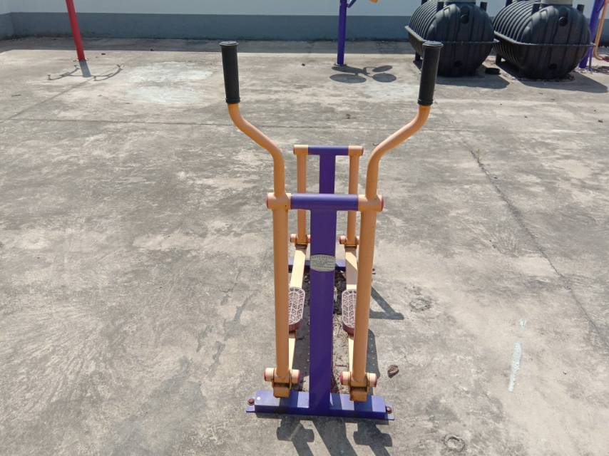 滑行器