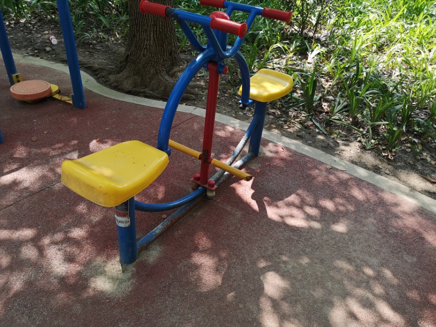 下肢康復器