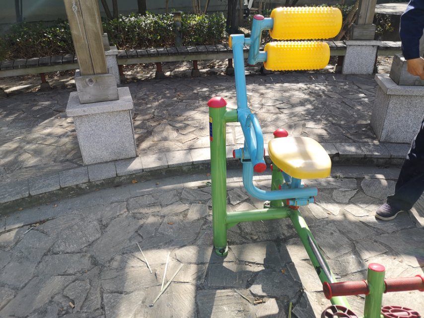腹背器