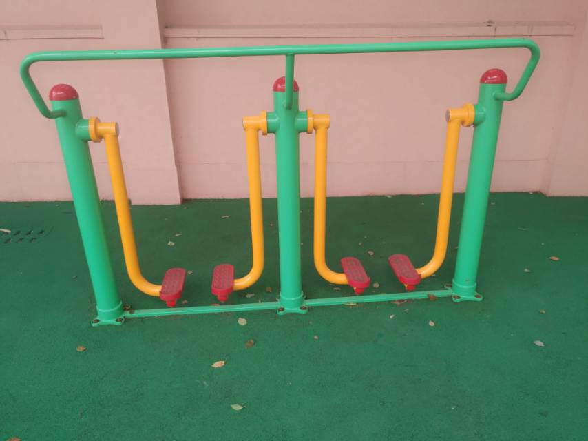 兩聯(lián)漫步機
