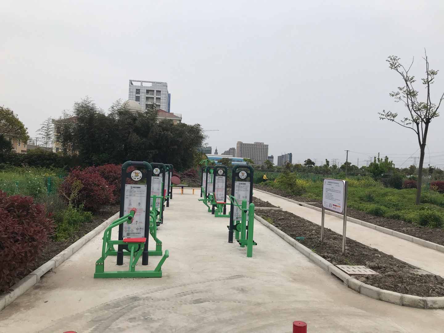 新港村益智健身苑點(diǎn)