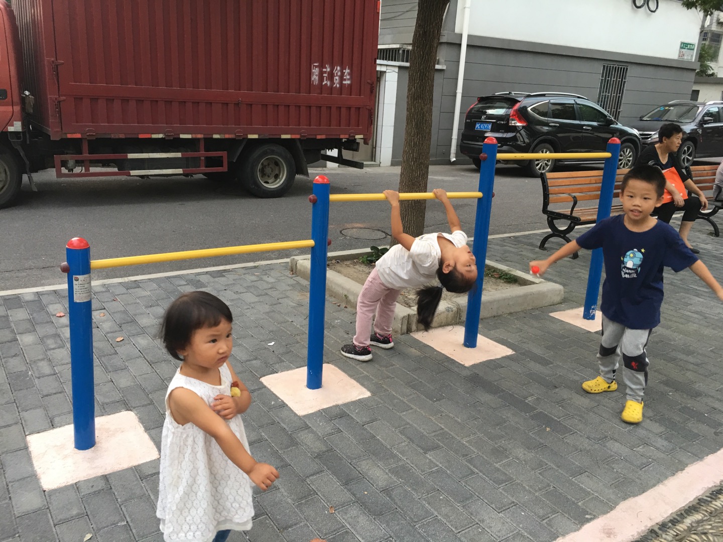 壓腿杠