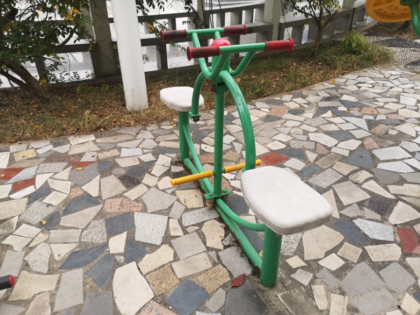 下肢鍛煉器
