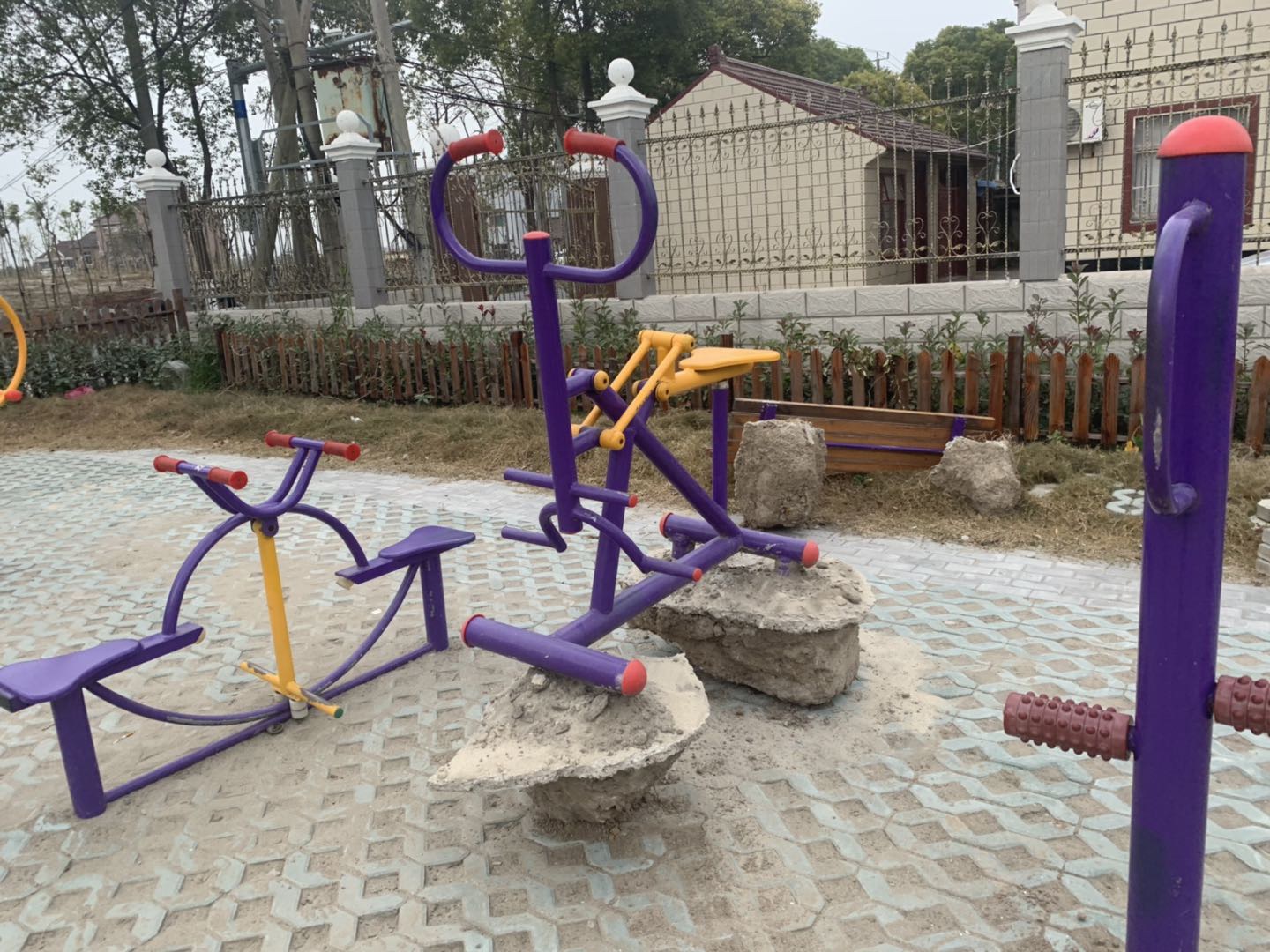 其 它