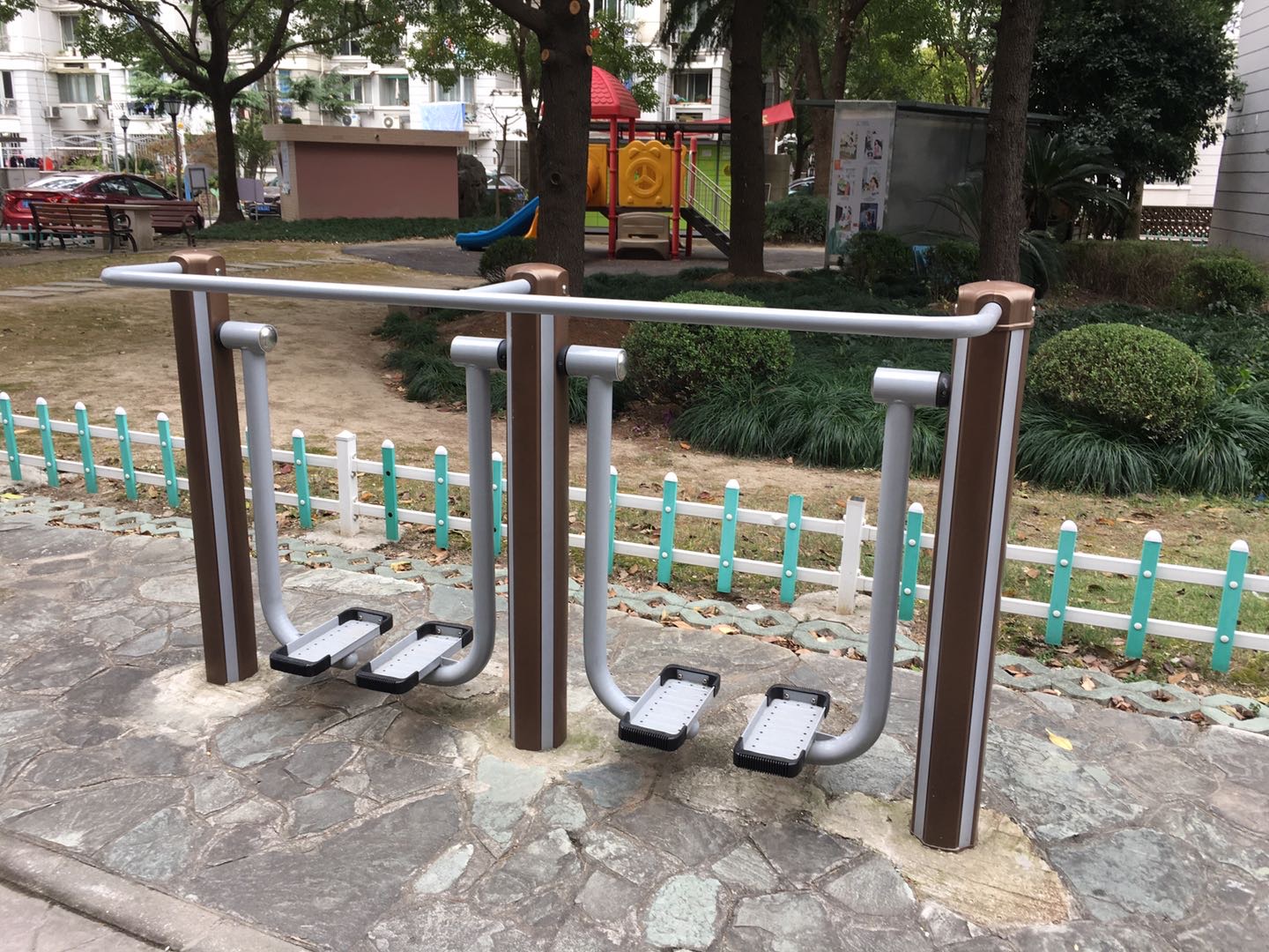 雙位太空漫步機(jī)