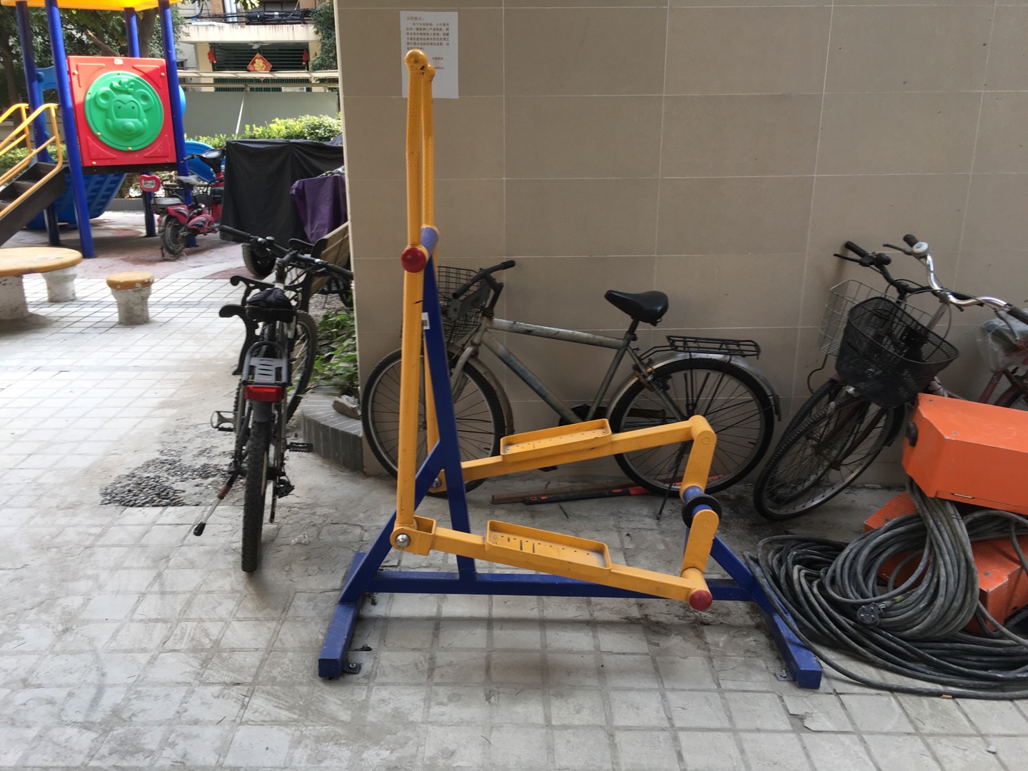 室外橢圓機
