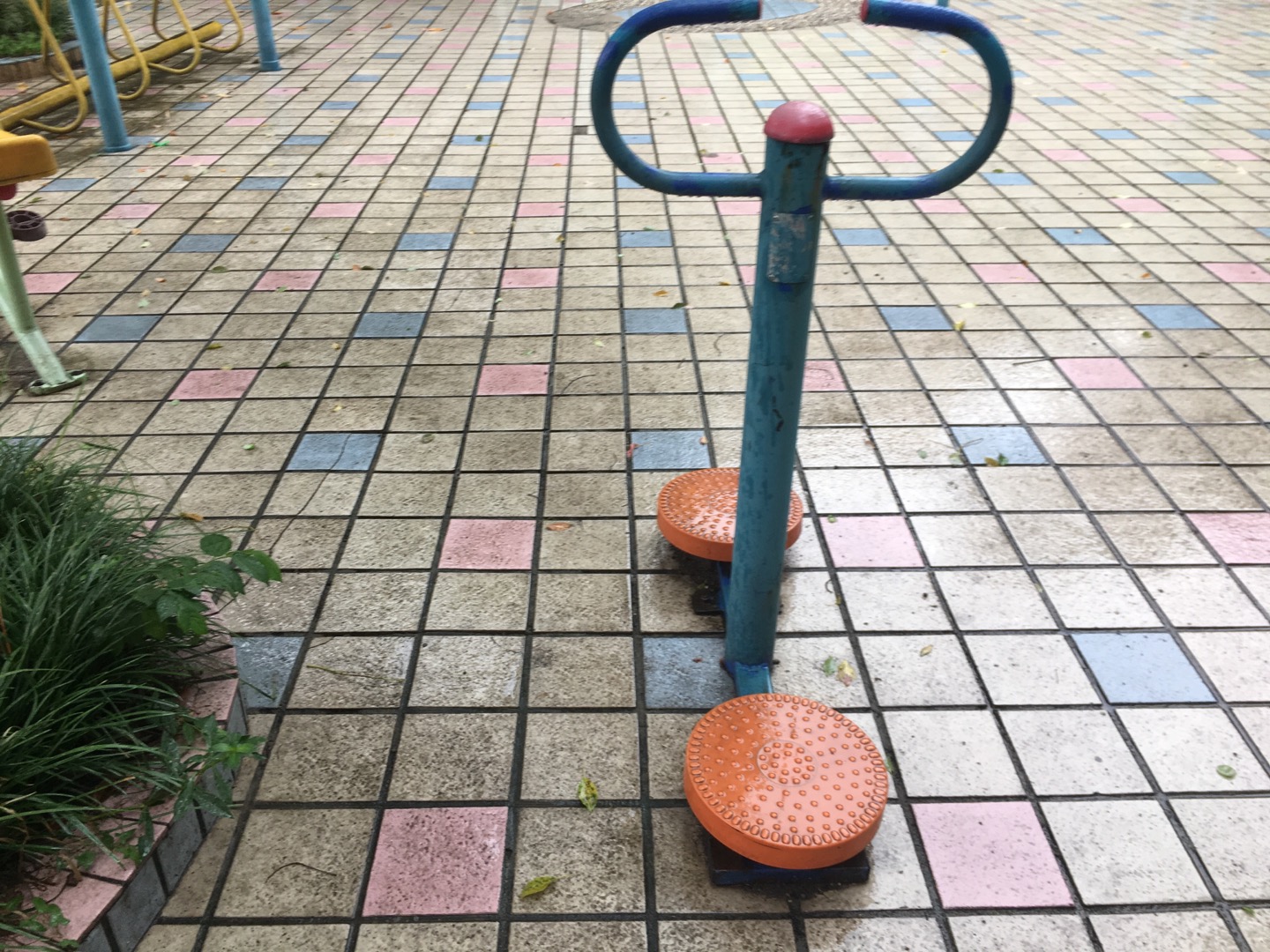 扭腰器