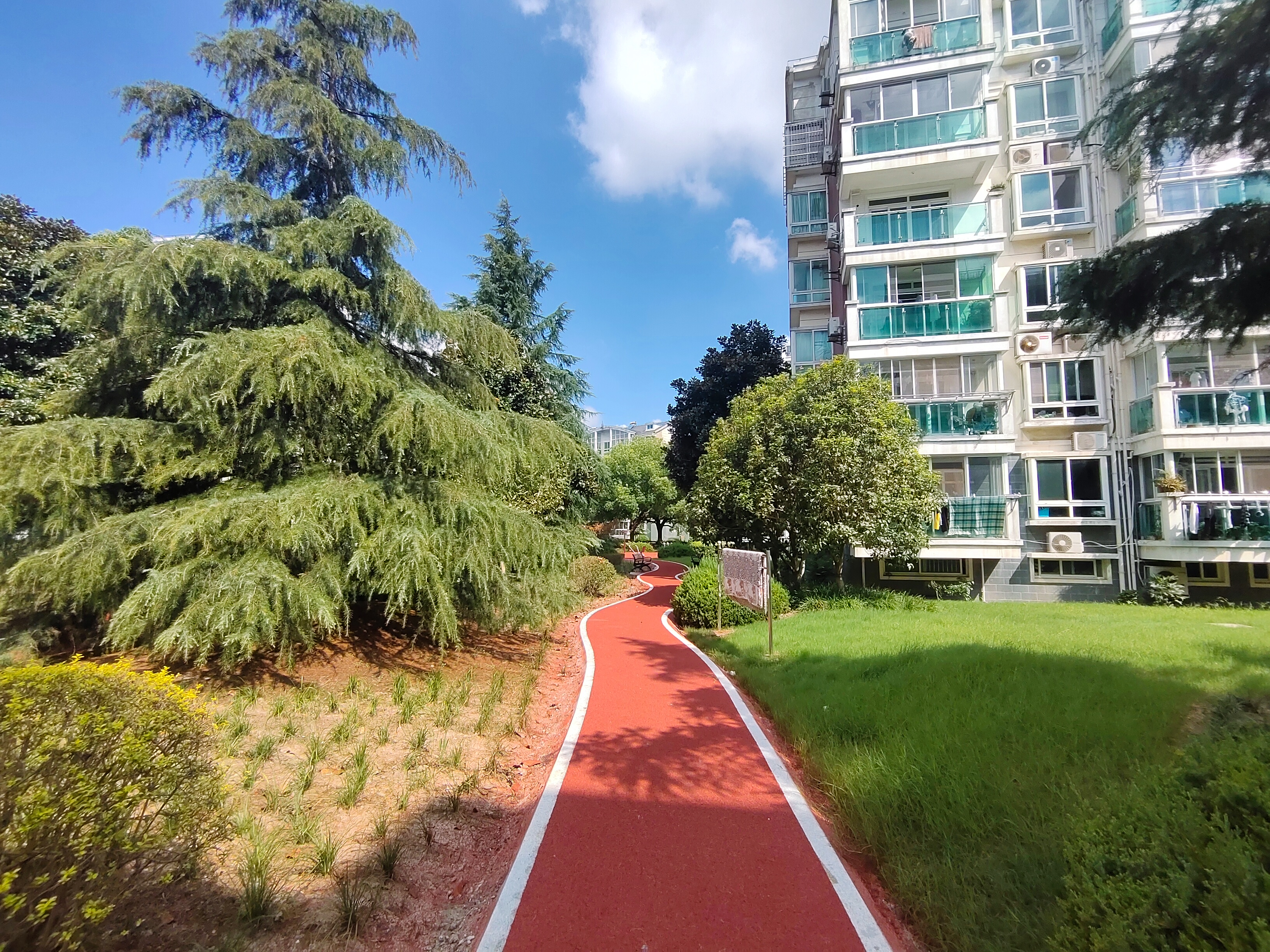 恒信智能體育公園健身步道