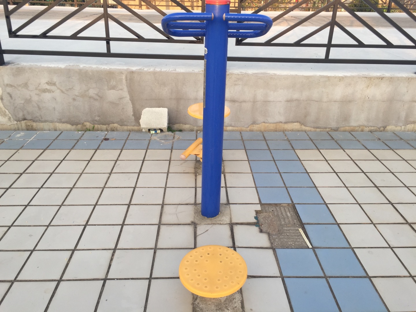 雙位扭腰器