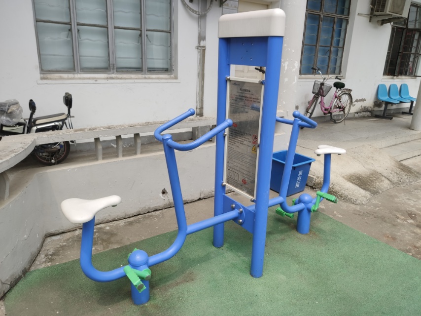 雙立柱健身車