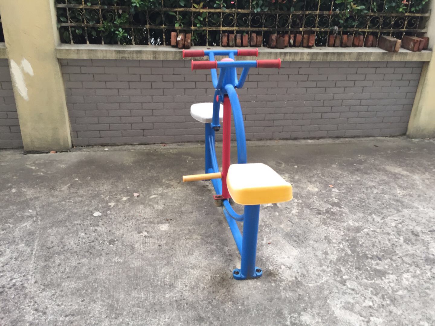 下肢鍛煉器