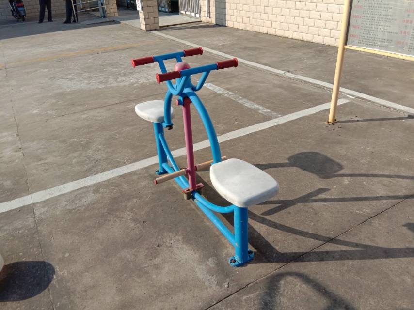 下肢鍛煉器